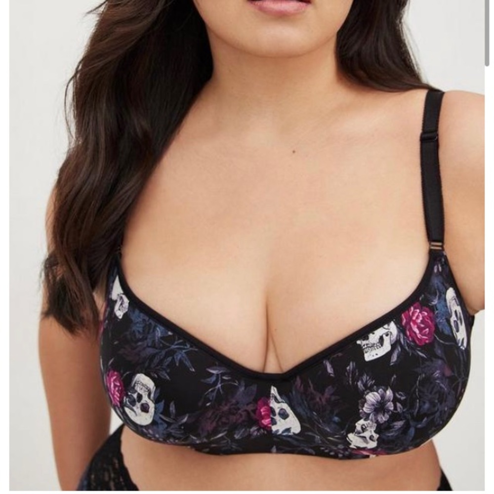Torrid nwt 40F bra